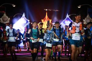 BIB: 9400, 9489, 9230, 9342, 946
                            <button type="button" onclick="openModal(22676303)" class="btn btn-primary btn-sm float-right btn-popup" data-toggle="modal" data-target=".modal-high-quality">
                        <i class="fas fa-shopping-cart"></i> Add to Cart
                    </button>
                                            <button type="button" onclick="isThisMe(22676303, true)" class="btn btn-success btn-sm float-right btn-popup btn-isme hidden" data-toggle="tooltip" data-placement="bottom" title="นี่คือรูปของคุณใช่ไหม คลิกที่นี่เพื่อเอาเข้าอัลบั้ม">
                        <i class="fas fa-plus"></i> Add to album
                    </button>
                    <button type="button" onclick="isThisMe(22676303, false)" class="btn btn-warning btn-sm float-right btn-popup btn-isnotme hidden">
                        <i class="fas fa-ban"></i> Remove from album
                    </button>